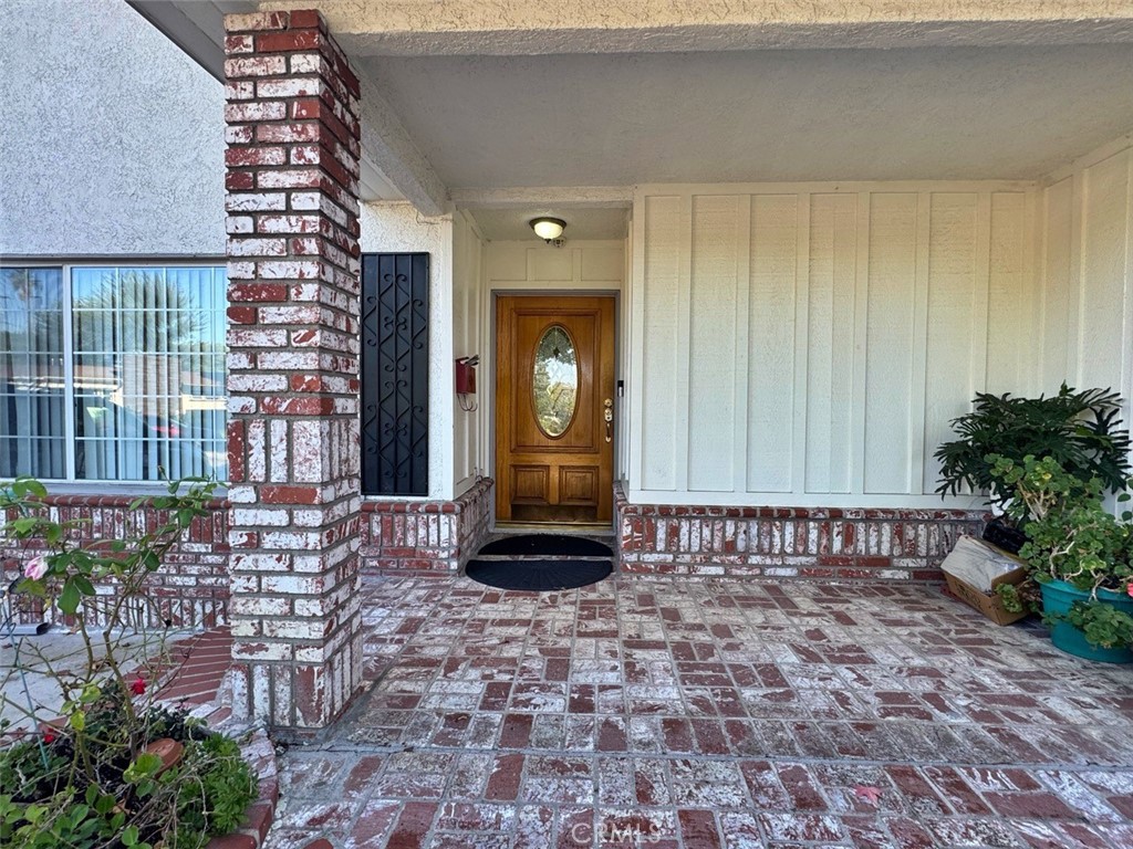 1172 E Cartagena, Long Beach CA, 9080764099664995715121