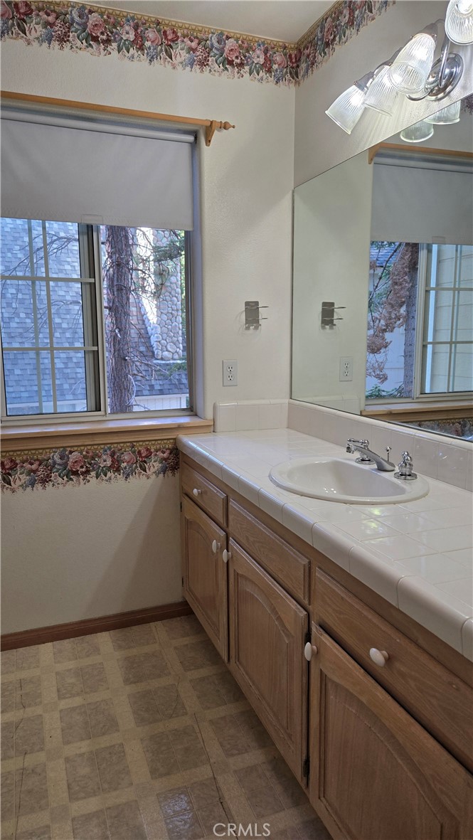 26251 Spyglass Drive, Lake Arrowhead CA, 9235263623553127809122