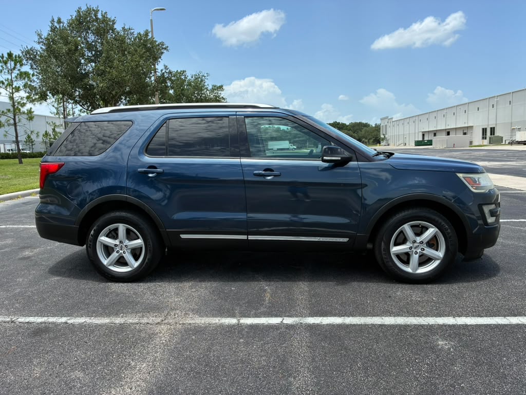 🏁2017 FORD EXPLORER XLT🏁567785405128396803