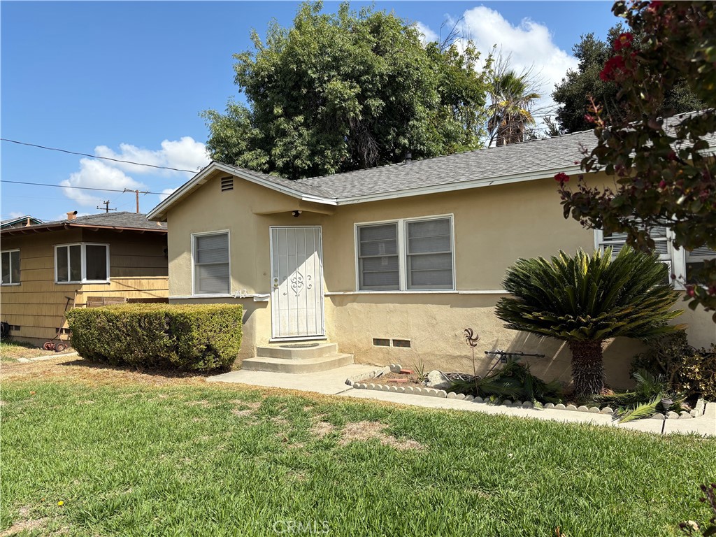 $1,800/month 441 Unit 443 W Mckinley Pomona CA, 9176864098564351363121