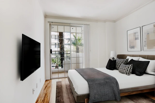 311 S. Swall Drive Apartments63459752478977126