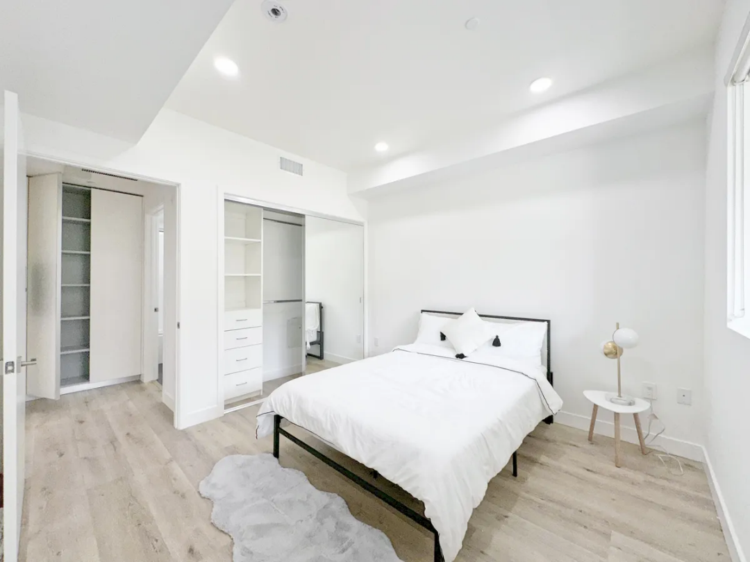 【Luxury Apartment for Rent in Culver City】1B1B available August, skyline views + amazing balcony!63270232781443123