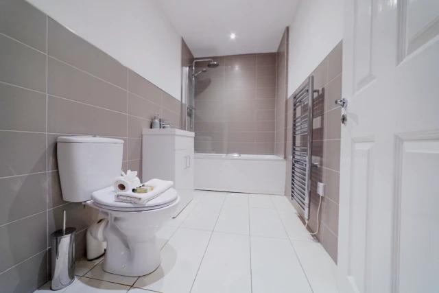 SL-Regency Square Brighton64187352937731123