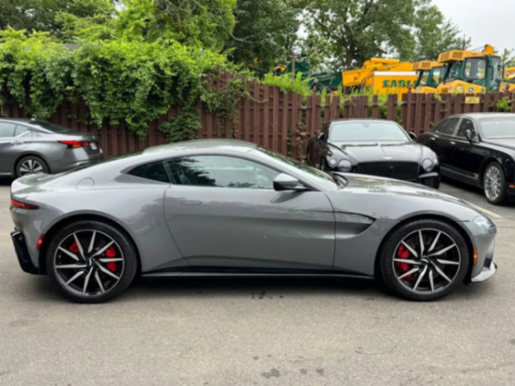Vantage Coupé 2D Aston Martin de segunda mano del 202063282352167555122