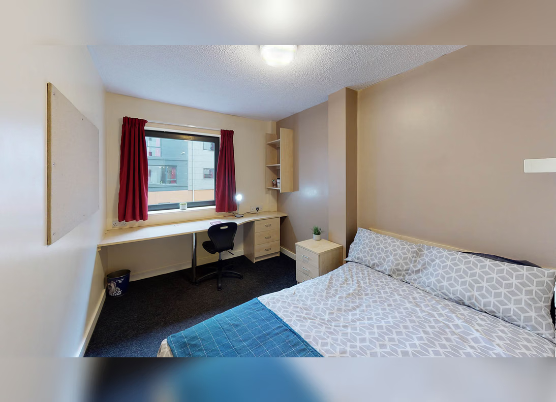 The Pinnacles, Sheffield 64278028639234125