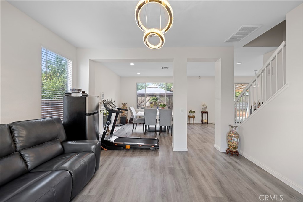 1077 Hibiscus Court, Pomona CA, 9176663680657221761121