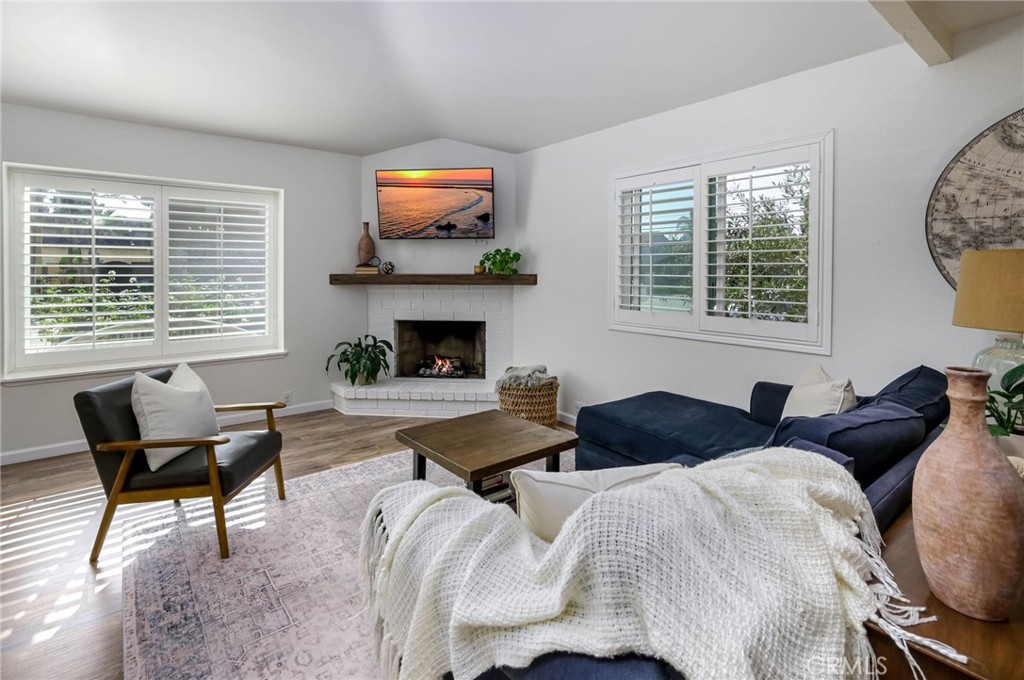 300 CUTTER Way Costa Mesa CA, 9262764091393629186122