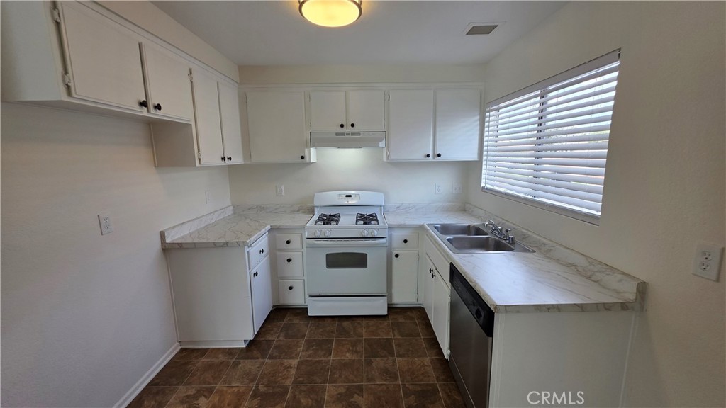 $1,900/month 1210 Tribune St. D Redlands CA, 9237464134723680130120