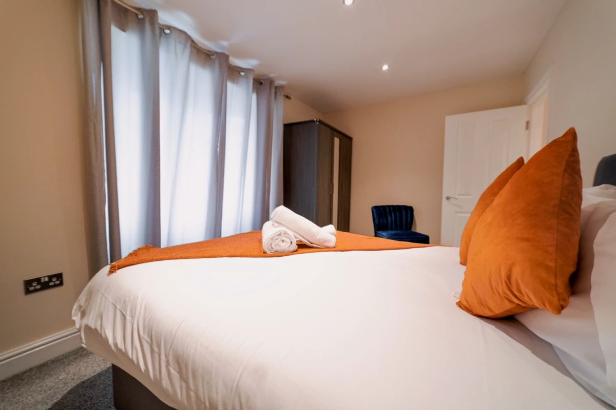 SL-Regency Square Brighton64187352937731124