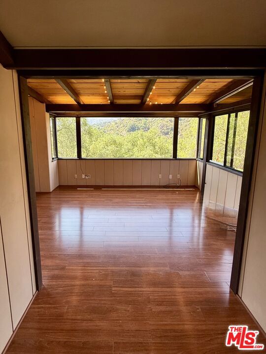 713 Robinson Road Topanga CA, 9029063710266874499121