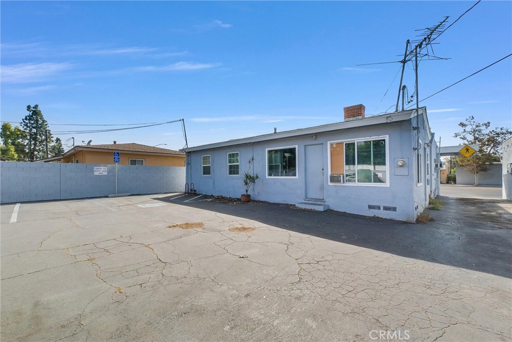 1819 W 17th, Santa Ana CA, 9270664077379631875122