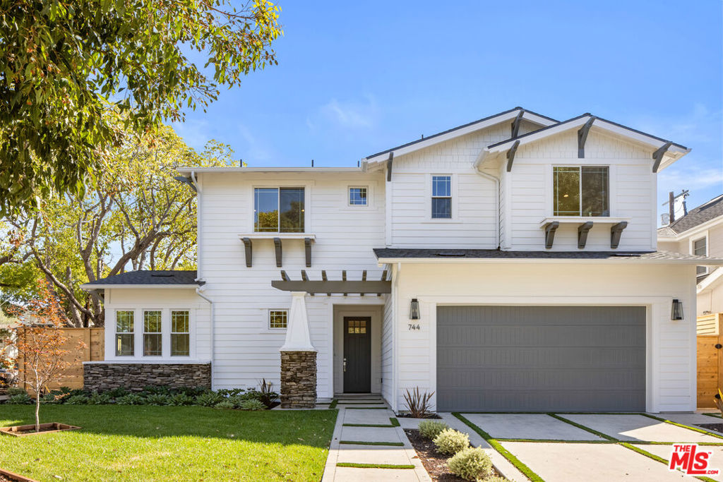 744 Almar Avenue Pacific Palisades CA, 9027263779573551745120