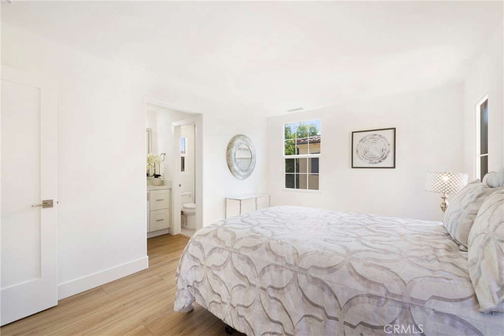 62 Chantilly, Irvine CA, 9262063645218112513121