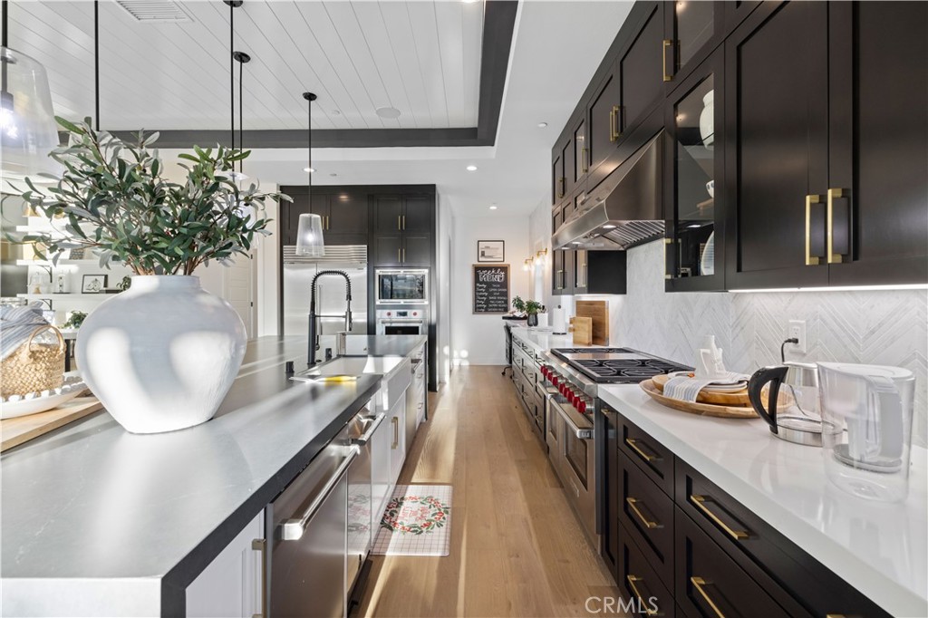 12401 N Ridgeline Road Porter Ranch CA, 9132663709840089729122