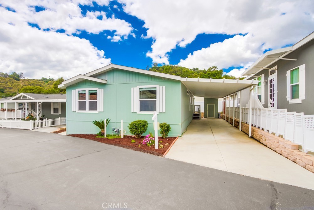 3909 Reche 185 Fallbrook CA, 9202864024298482818121