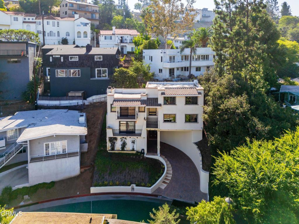 1118 Oberlin Drive, Glendale CA, 9120563680616899841121