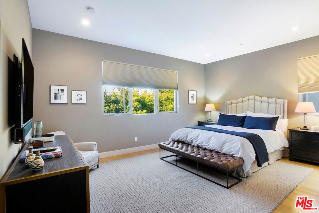 2031 BUTLER Avenue Los Angeles CA, 9002563788883443841122