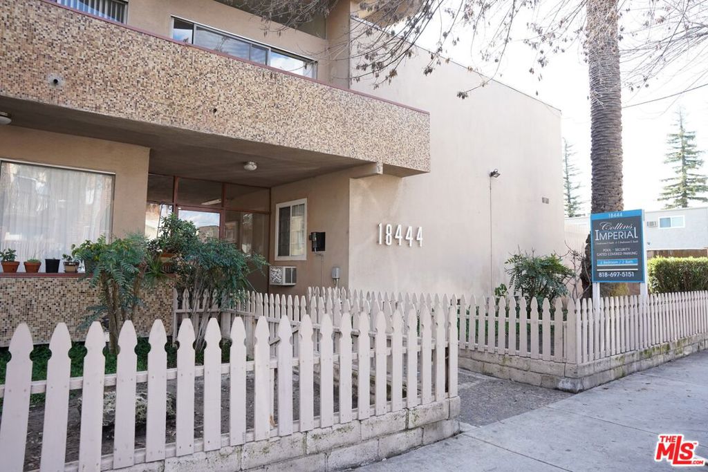 18444 Collins Street 14 Tarzana CA, 9135664134182722434121