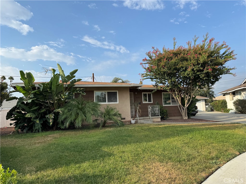 8653 8653 Larkin, Riverside CA, 9250463865989472385120