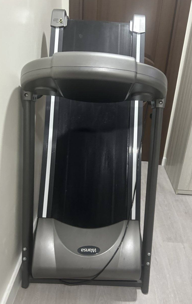 جهاز مشي وغزال الطائر ماركه ونسا elliptical and treadmill65080203568514123