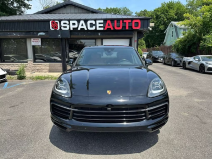 Porsche Cayenne Coupé Usado de 2022, Vehículo Utilitario Deportivo 4D63280984799875122