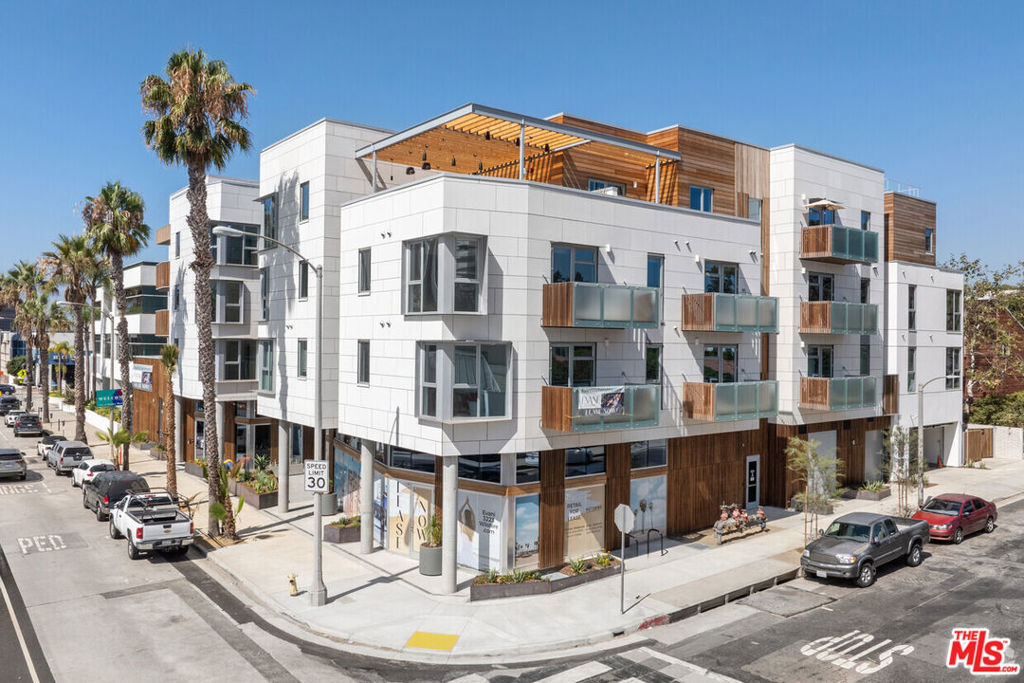 3223 Wilshire Boulevard 209 Santa Monica CA, 9040364108229936130120