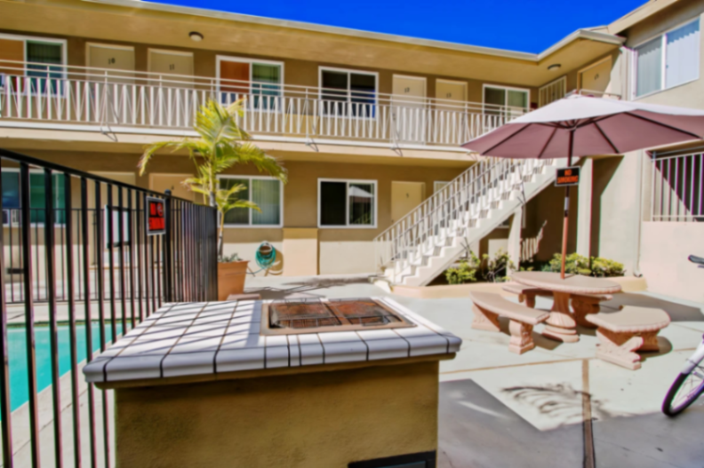Sepulveda Court63581151546753125