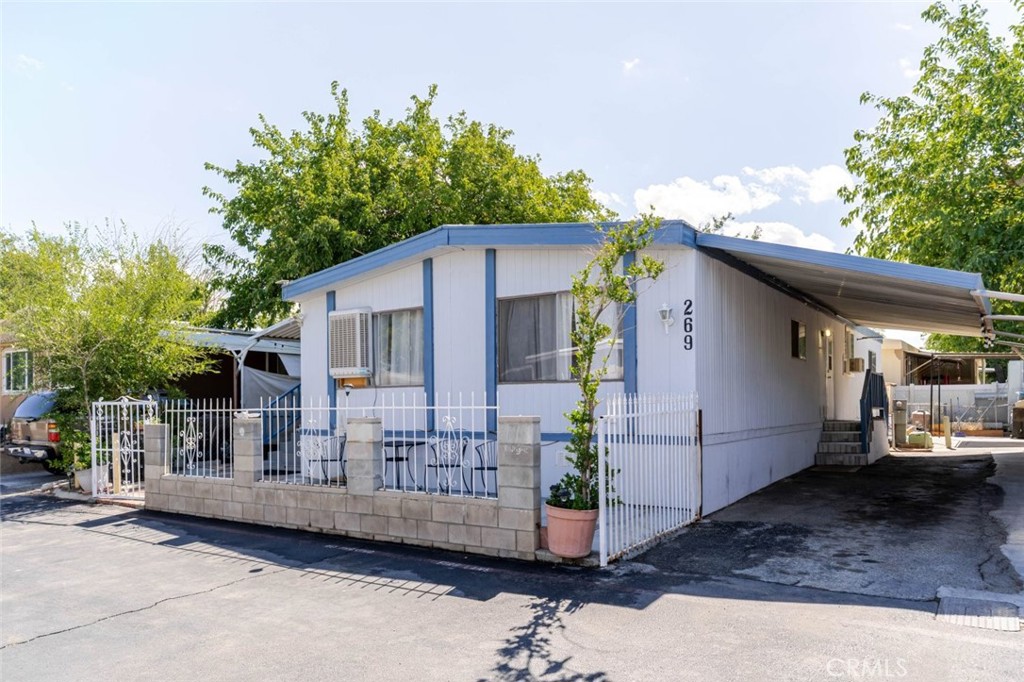3255 E Avenue R Palmdale CA, 9355064102014860035121