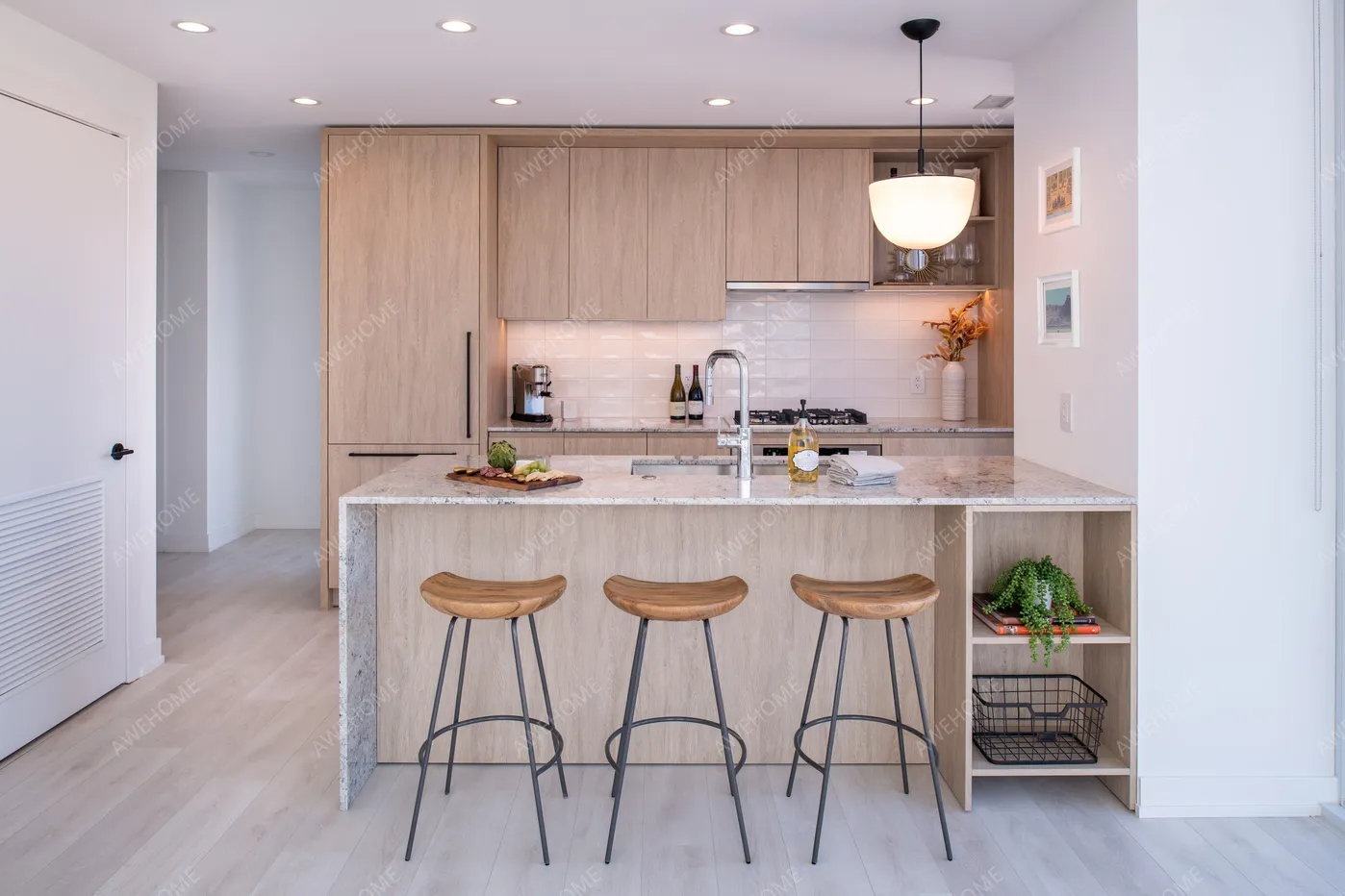 Luxury River North Rental Apartments63656271656323124
