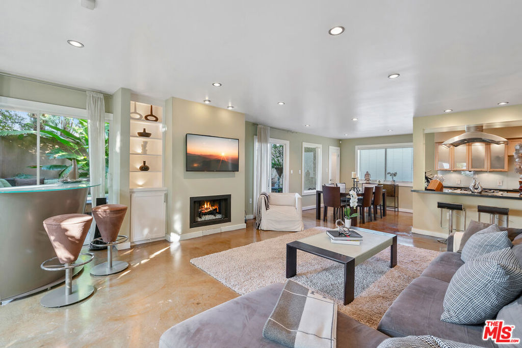 9061 Keith Avenue 101 West Hollywood CA, 9006964121287843970120