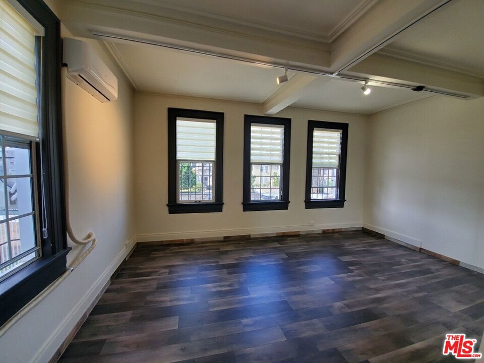 1214 S NORTON Avenue #2 Los Angeles CA, 9001964101679524355120
