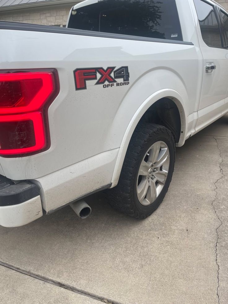 Camión Ford en venta64079298703746122