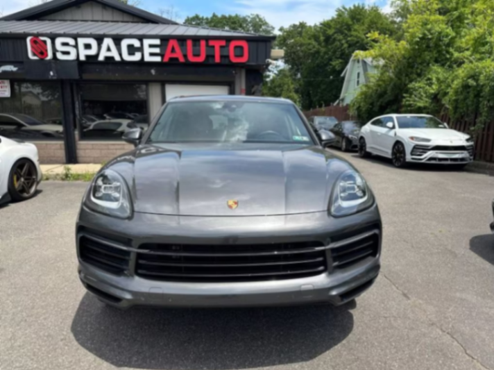 Vehículo deportivo utilitario 4D Porsche Cayenne de 2019 de segunda mano63280017005569122