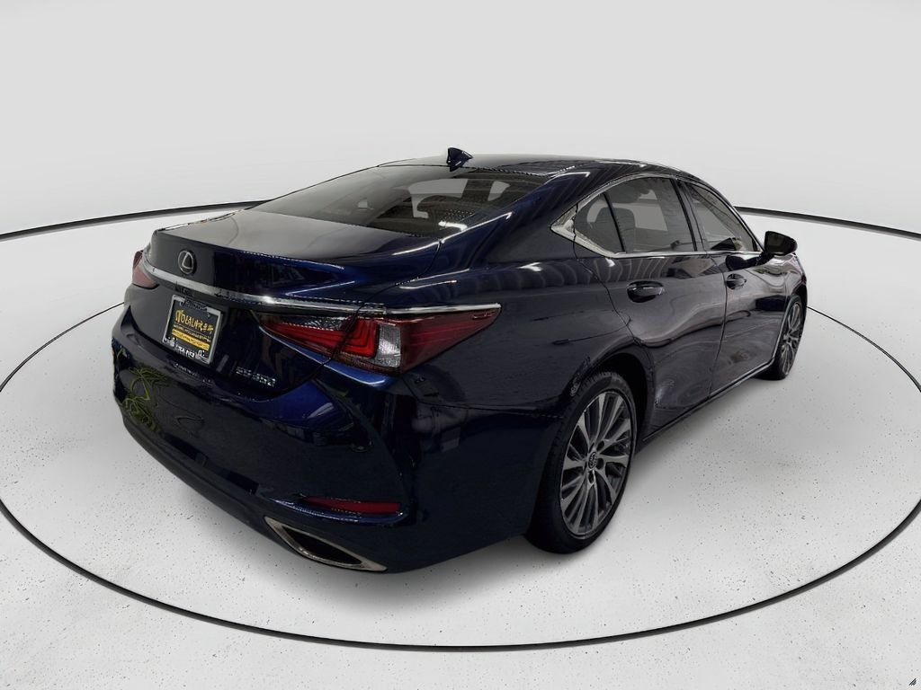 2019 LEXUS ES 35063333053017603122