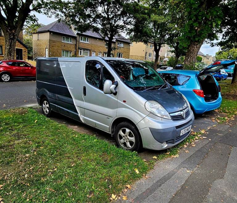 2013 vivaro sportive LWB swap px