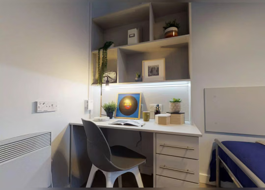 iQ Studios 51, Birmingham 2 Bed Apartment