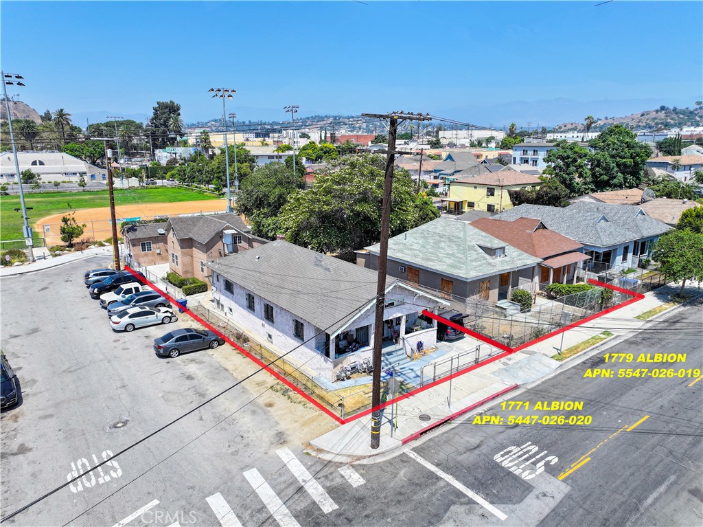 1779 Albion Lincoln Heights CA, 9003164132103333633122