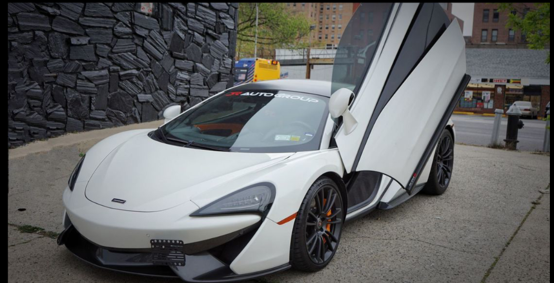 2016 MCLAREN 570S COUPE 2D63392547759617120