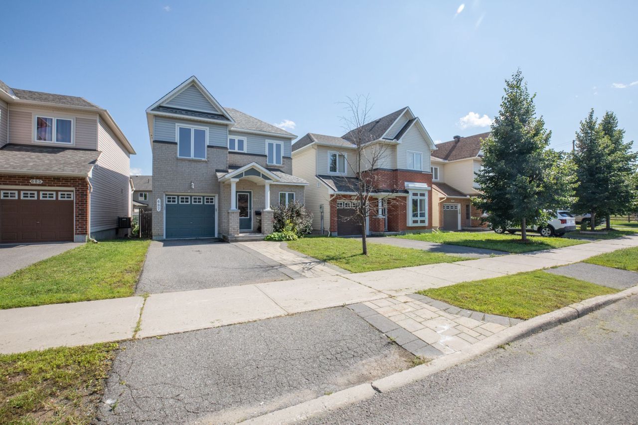 687 Paul Metivier Drive