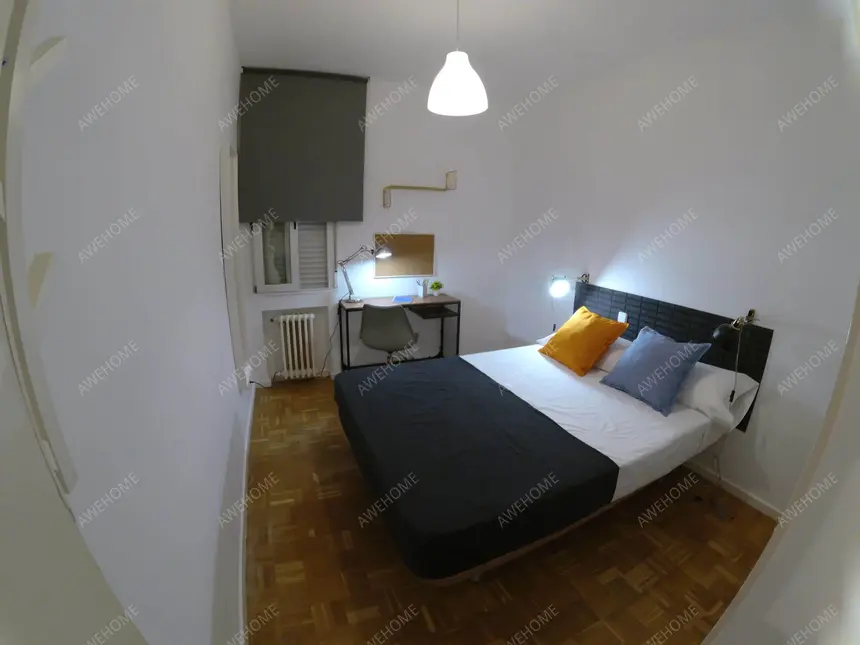 Nice and cosy single bedroom in Chamartín