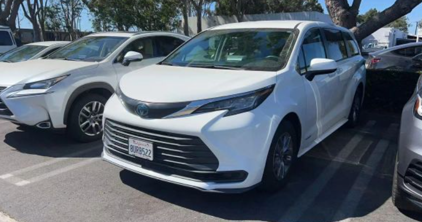 2021 TOYOTA SIENNA LE MINIVAN 4D63604633801729120