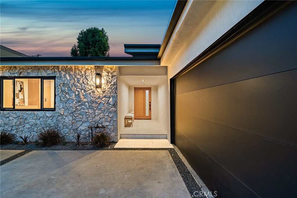 5157 Woodley Avenue, Encino CA, 9143664078059582338121