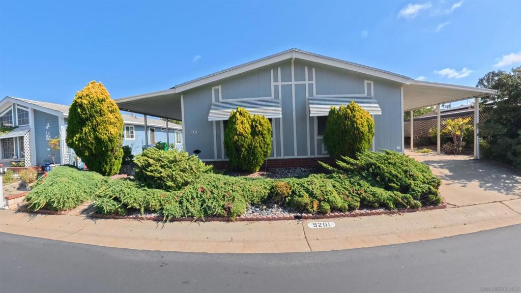 5201 Colonial Way Oceanside CA, 9205764035135345409120