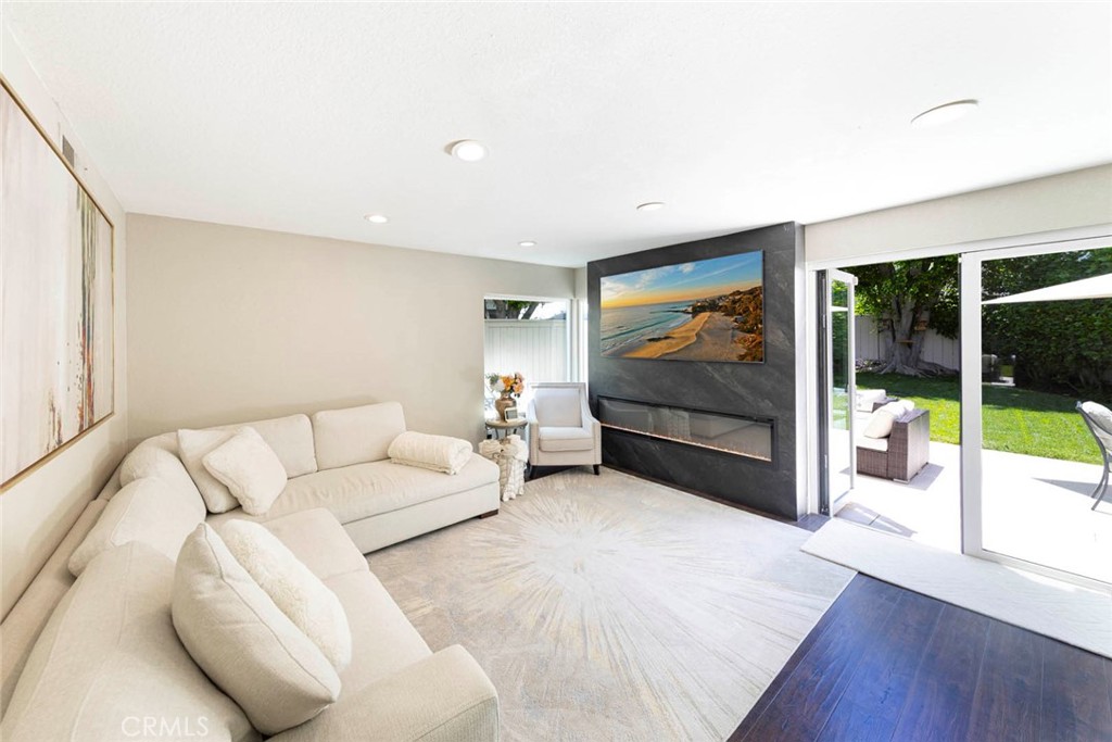 8008 E Fox Run Orange CA, 9286964132477814530123