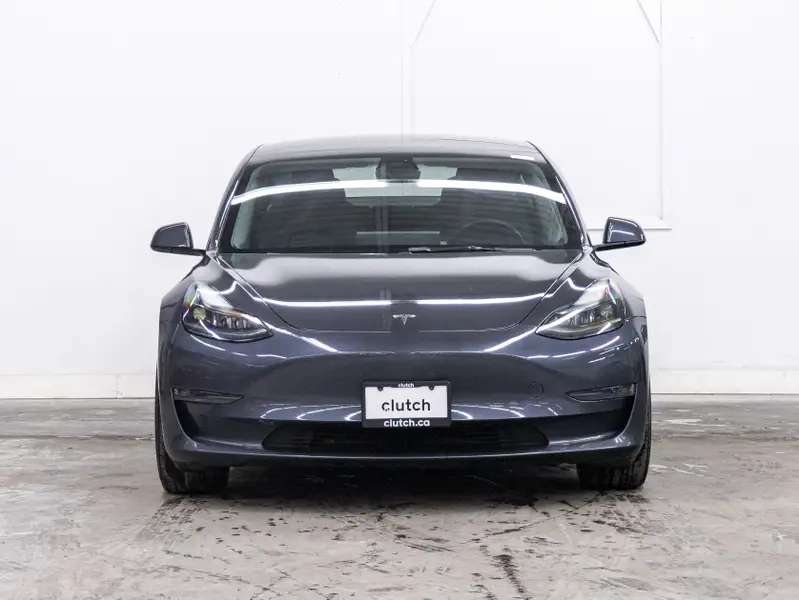 2023 Tesla Model 364731670895618121