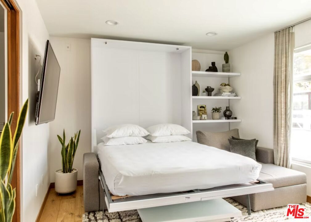 512 Brooks Avenue 6, Venice CA, 9029163821630303619120