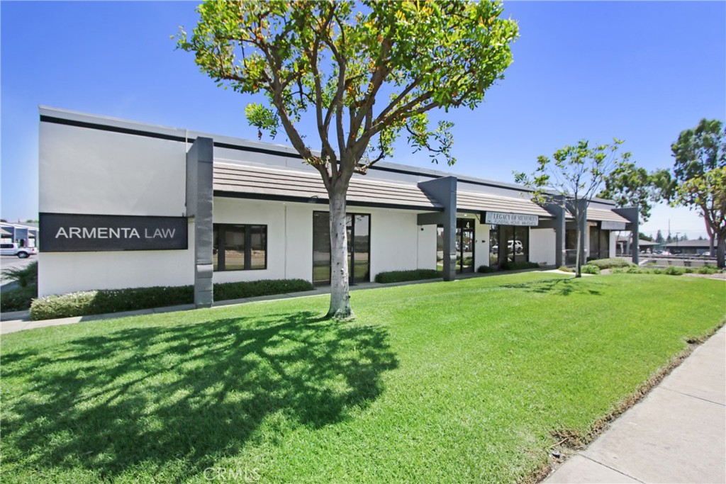 6 N Central Ave, Upland CA, 9178663701672722179120