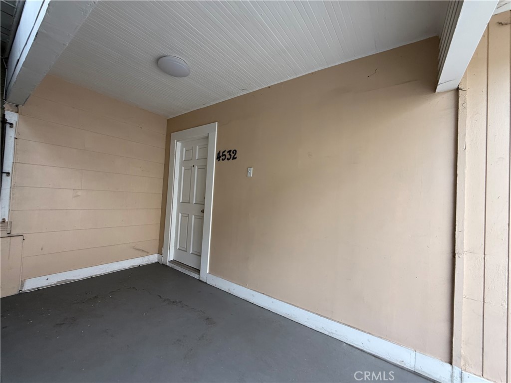 4532 Eagle Rock Boulevard Los Angeles CA, 9004164123716576259120