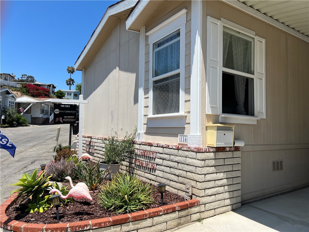 2550 Pacific Coast Highway#116, Torrance CA, 9050563735090111745120