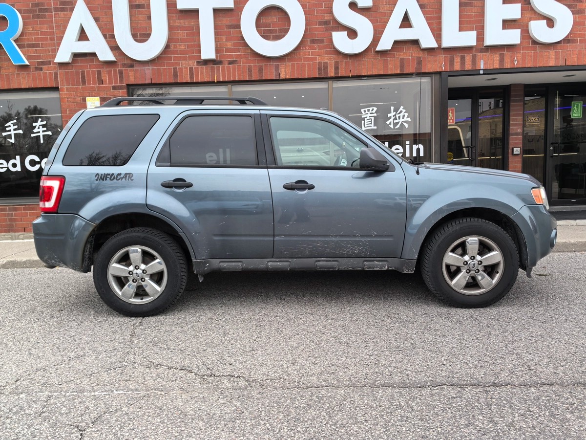 ﻿2010﻿ ﻿Ford﻿ ﻿Escape﻿ ﻿XLT64158521703041121